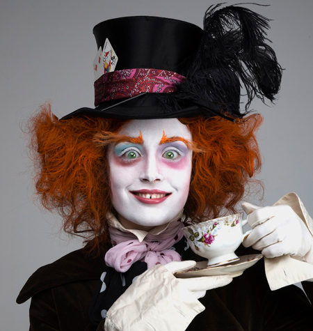 ALICE IN WONDERLAND THE MAD HATTER CIRCLE LENSES, COSTUME AND MAKEUP